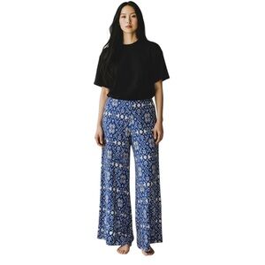 Veronica M Blue and Cream Patterned Pull On Palazzo Pants Wide Leg Size Medium